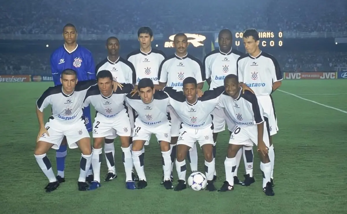 Corinthians e Vasco se reencontram no Maracanã em final, após 2000