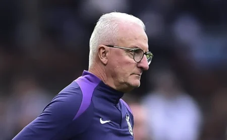 Corinthians enfrenta o Vasco na final com lista de pendurados e alerta ligado Corinthians enfrenta o Vasco na final com lista de pendurados e alerta ligado