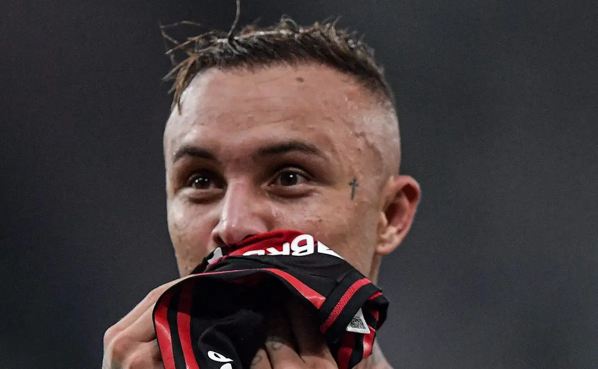 Corinthians estuda proposta de R$ 1 milhão por Everton Cebolinha, mas enfrenta concorrência do Flamengo Corinthians estuda proposta de R$ 1 milhão por Everton Cebolinha, mas enfrenta concorrência do Flamengo