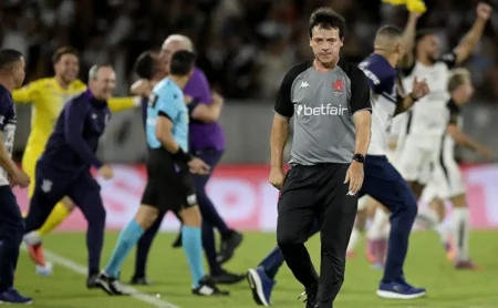 Corinthians provoca Vasco nas redes sociais após título da Copa do Brasil