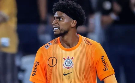 Corinthians recusa oferta do Milan por Hugo Souza devido ao valor considerado baixo.