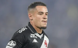 Coutinho busca primeira final relevante pelo Vasco após vantagem sobre o Fluminense na Copa do Brasil