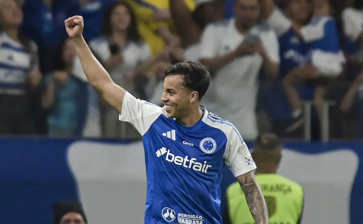 Cruzeiro define preço de R$ 326 milhões para venda de Kaio Jorge ao Flamengo