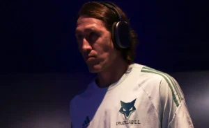 Cruzeiro em crise: reação planejada após tropeço contra o Corinthians