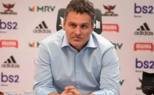 Cruzeiro ganha ânimo com decisão de Bruno Spindel e Corinthians perde espaço