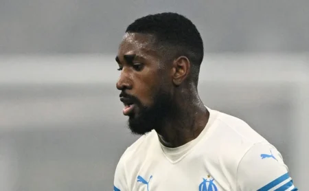 Cruzeiro tem Gerson na mira para 2026, mas rendimento do meia despencou após saída do Flamengo para o Zenit