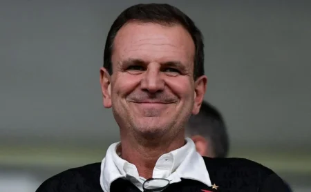Eduardo Paes decreta ponto facultativo em caso de título do Vasco: “Quarta-feira é feriado”