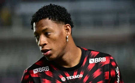 Escalação do Flamengo: Filipe Luís muda peças e aposta alto contra o PSG na final Intercontinental