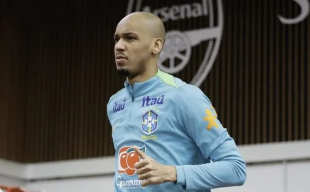 Fabinho acende disputa entre Palmeiras e Fluminense com desejo exposto