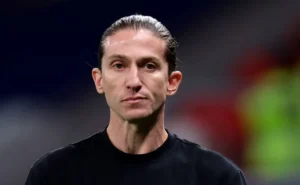 Filipe Luís define futuro e renovação com o Flamengo está próxima.