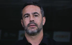 Flamengo: Artur Jorge surge como opção caso Filipe Luís não renove.