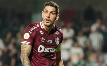 Flamengo Busca Reforços Experientes e Mira Nino