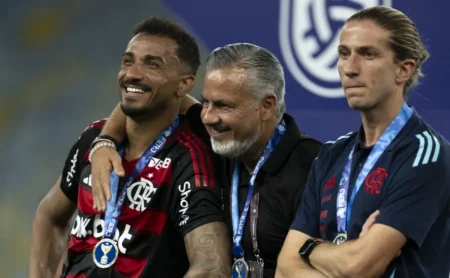 Flamengo e Benfica disputam reforço: José Boto entra em cena