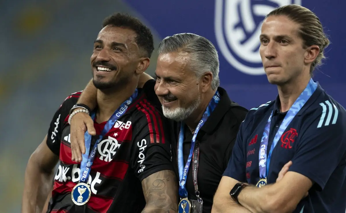 Flamengo e Benfica disputam reforço: José Boto entra em cena Flamengo e Benfica disputam reforço: José Boto entra em cena