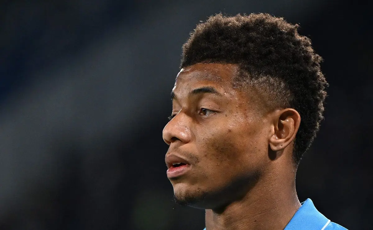 Flamengo estuda a contratação de David Neres, mas Napoli pede R$ 226 milhões pelo atacante