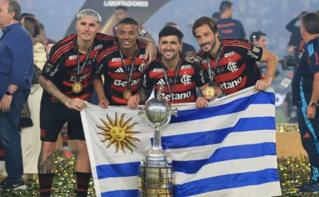 Flamengo estuda proposta de R$ 32 milhões do River Plate por Matías Viña