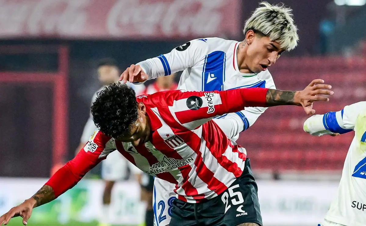 Flamengo estuda superar ofertas de Botafogo e Fluminense para contratar Cristian Medina por valor elevado.