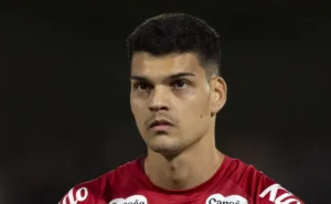 Flamengo reativa interesse em Brazão e terá concorrência de Rossi; Santos dificulta negociação