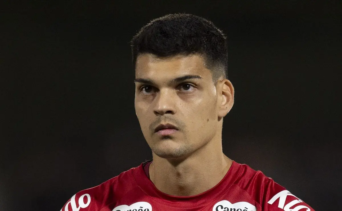 Flamengo reativa interesse em Brazão e terá concorrência de Rossi; Santos dificulta negociação