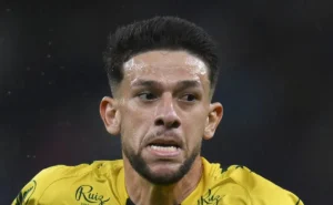 Fluminense: Jemmes é o novo reforço e chega ao Rio para assinar contrato, informa jornalista