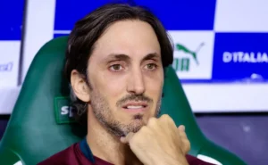 Fluminense: Zubeldía define metas e inicia reformulação no elenco Fluminense: Zubeldía define metas e inicia reformulação no elenco