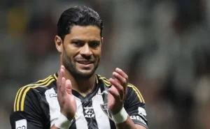 Fluminense busca Hulk, Atlético-MG libera e salário é entrave para anúncio