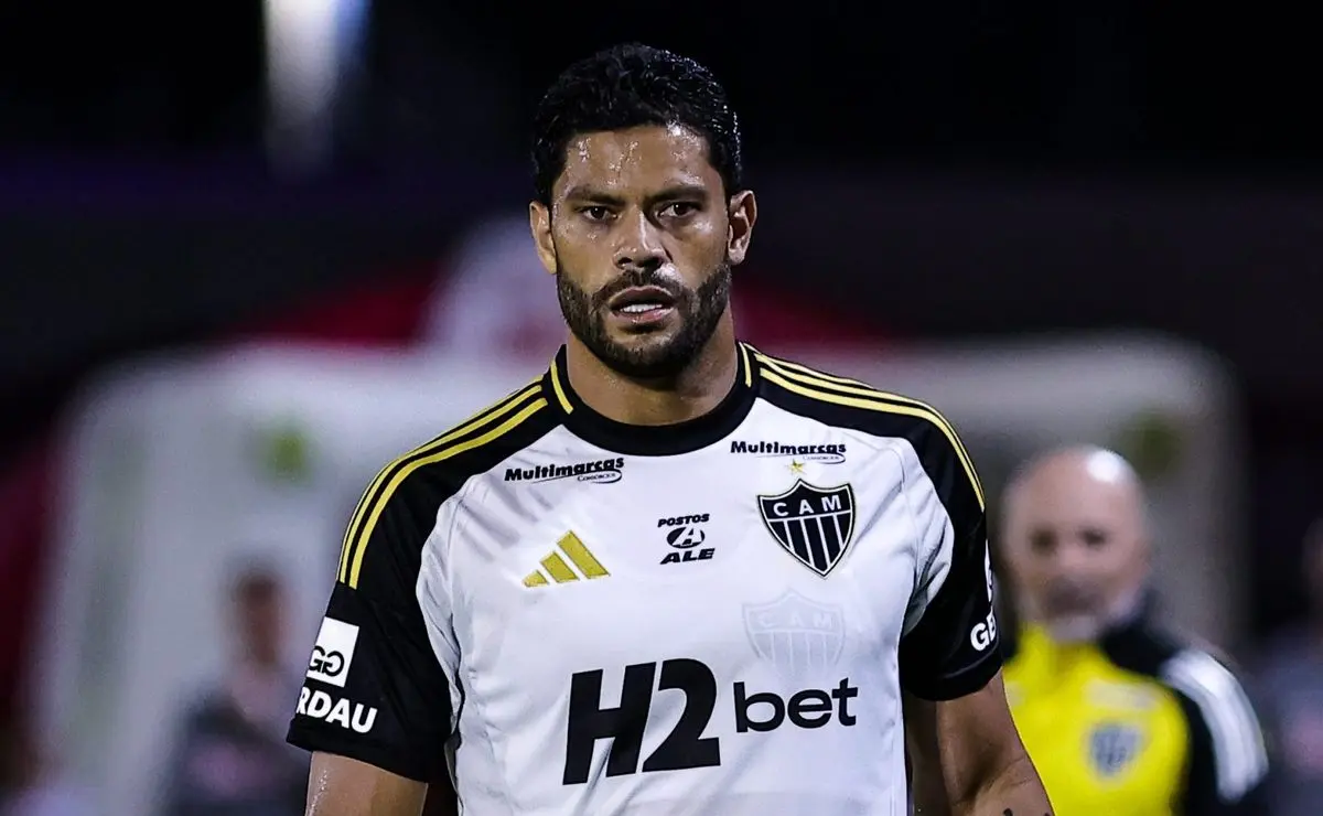 Fluminense demonstra interesse em Hulk; futuro do atacante será definido em reunião no Atlético-MG