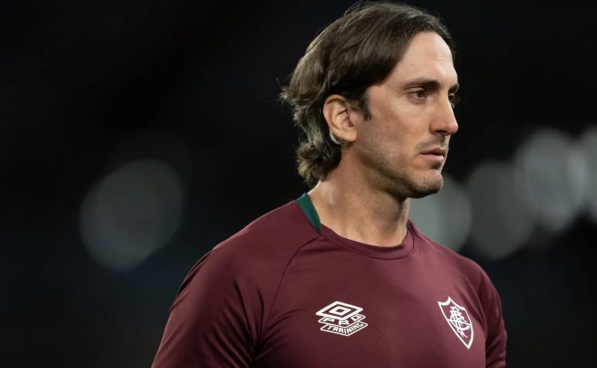 Fluminense redefine estratégia de contratações com nova gestão e Zubeldía