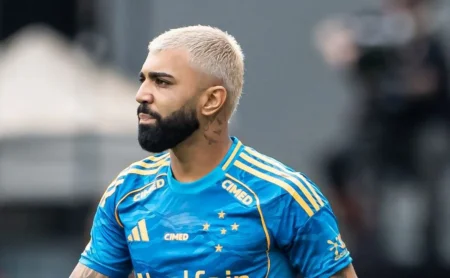 Gabigol: Gol anulado em Santos x Cruzeiro gera repercussão: Que pecado Gabigol: Gol anulado em Santos x Cruzeiro gera repercussão: "Que pecado"