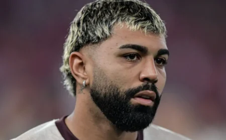 Gabigol ao Corinthians: Salário alto afasta acordo, Santos surge como destino provável