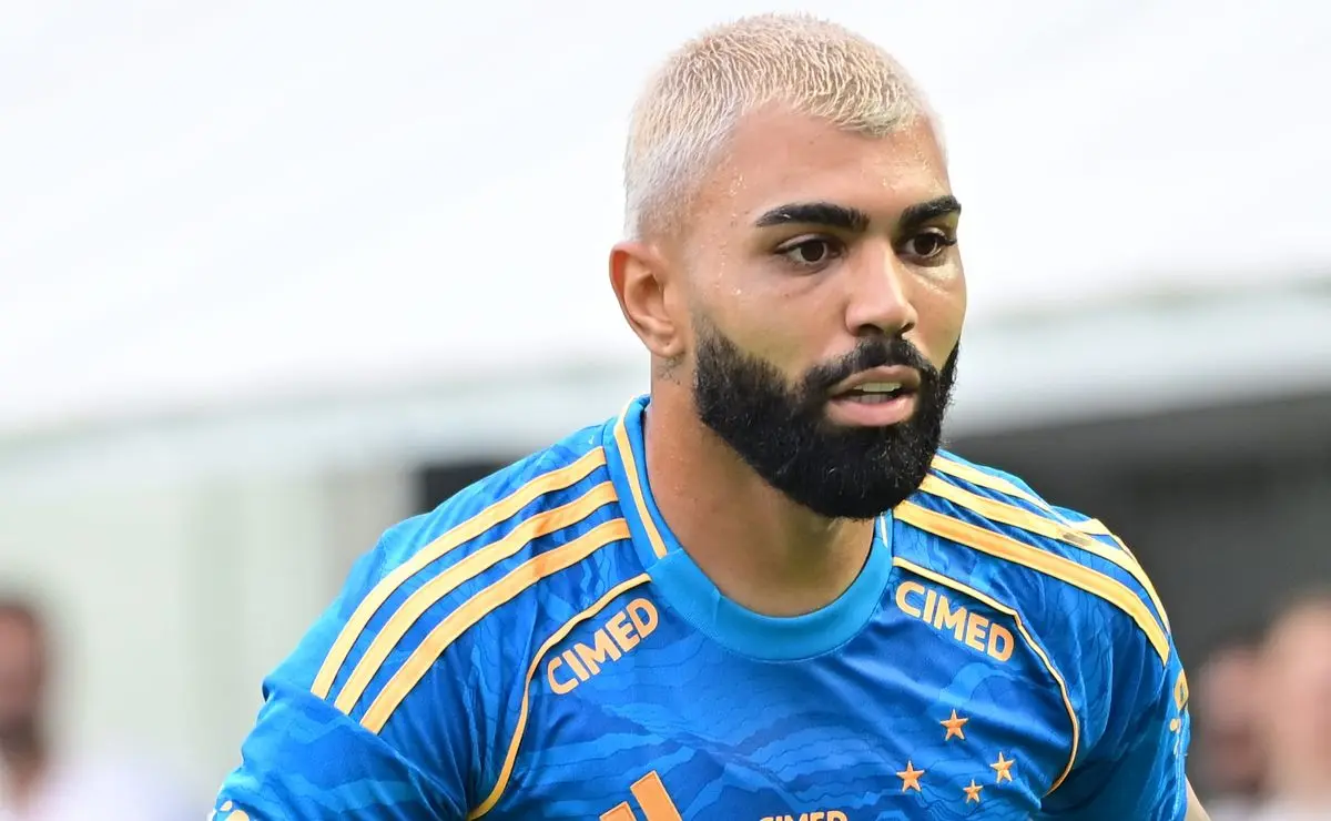 Gabigol, reforço do Corinthians após declinar proposta do Atlético-MG, é bem recebido pela torcida. Gabigol, reforço do Corinthians após declinar proposta do Atlético-MG, é bem recebido pela torcida.