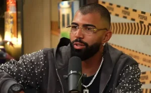 Gabigol torce por permanência de Yuri Alberto no Corinthians e admite erro em cobrança de pênalti: “Bati mal”
