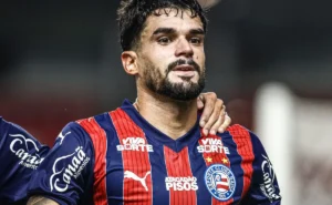 Grêmio articula pacote de reforços com Raphael Veiga, Cauly e outros três nomes Grêmio articula pacote de reforços com Raphael Veiga, Cauly e outros três nomes