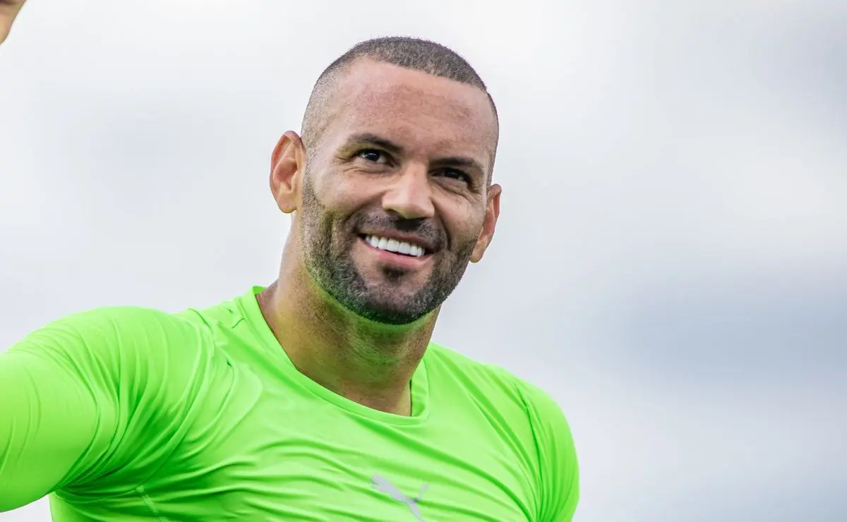 Grêmio avança em negociação e busca Weverton, goleiro do Palmeiras Grêmio avança em negociação e busca Weverton, goleiro do Palmeiras