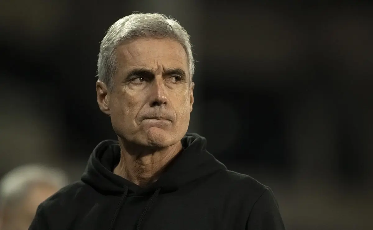 Grêmio libera negociação com Cristian Olivera, mas enfrenta concorrência de outros clubes brasileiros Grêmio libera negociação com Cristian Olivera, mas enfrenta concorrência de outros clubes brasileiros