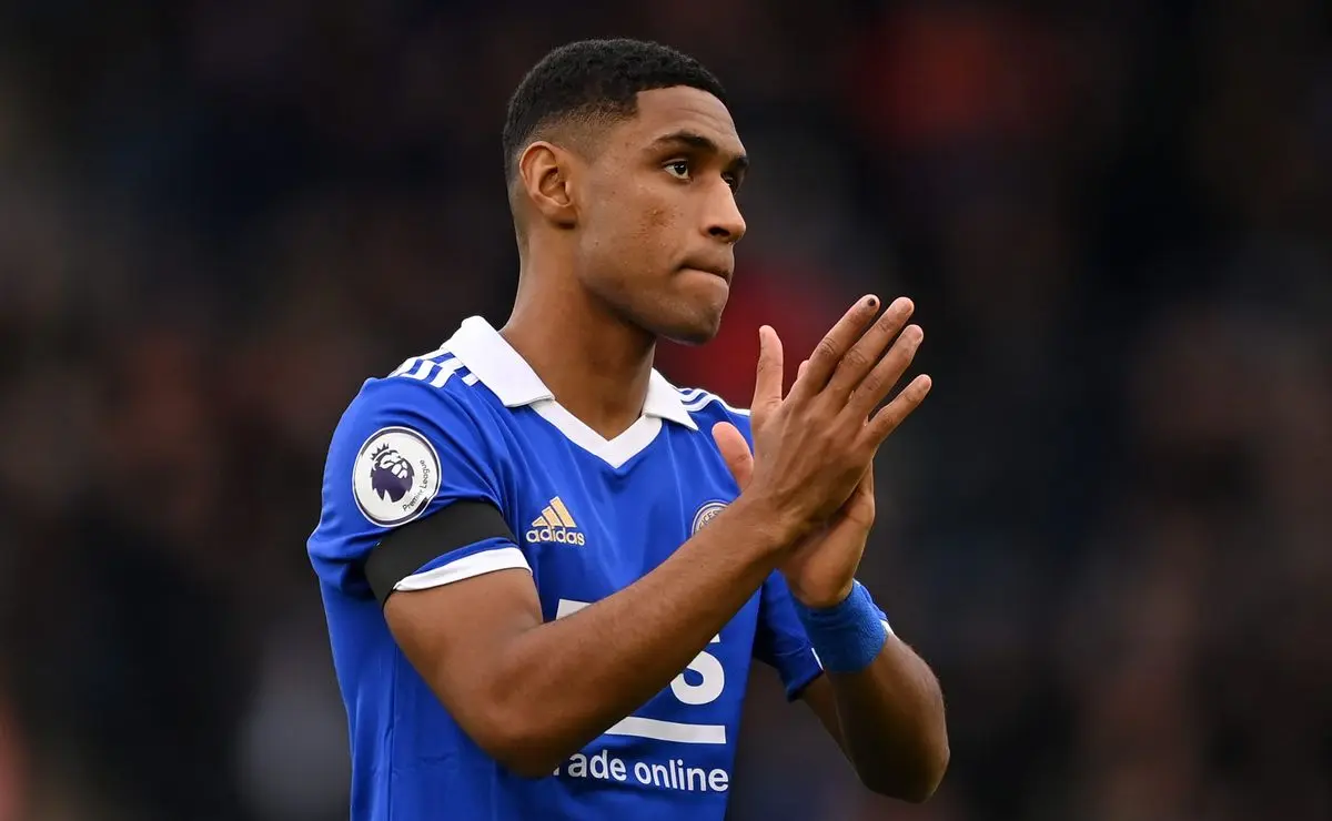 Grêmio tem Tetê como prioridade e busca goleiro, mesmo com renovação de Grando