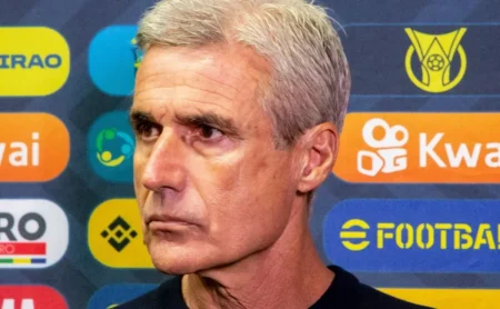 Grêmio tem o espanhol Sergio Canales, do Monterrey, na mira para a primeira contratação na era Luís Castro