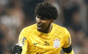 Hugo Souza decide nos pênaltis, Corinthians avança à final da Copa do Brasil após duelo com o Cruzeiro Hugo Souza decide nos pênaltis, Corinthians avança à final da Copa do Brasil após duelo com o Cruzeiro