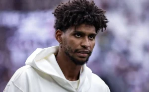 Hugo Souza explica como ajuste tático de Diniz travou o Corinthians: “mexeu com a nossa cabeça” Hugo Souza explica como ajuste tático de Diniz travou o Corinthians: “mexeu com a nossa cabeça”