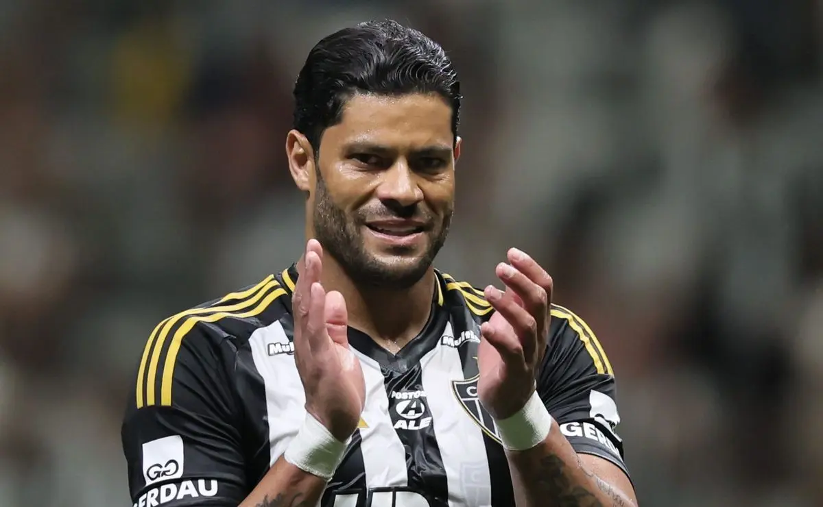 Hulk no Botafogo: Negociação não avança por estratégia e Atlético se manifesta