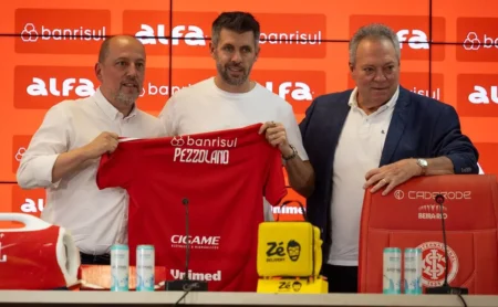 Internacional de Paulo Pezzolano define esboço de escalação para 2026 com foco na estreia no Gauchão