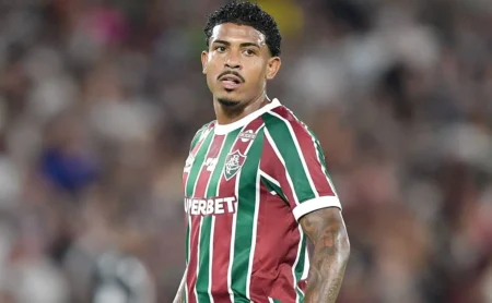 John Kennedy apontado como vilão na eliminação do Fluminense para o Vasco na Copa Betano do Brasil John Kennedy apontado como vilão na eliminação do Fluminense para o Vasco na Copa Betano do Brasil