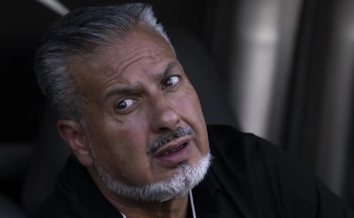 José Boto cutuca rival em entrevista: “Palmeiras não tem a grandeza do Flamengo”