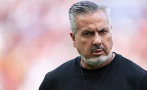 José Boto desperta interesse europeu, mas reforça permanência no Flamengo: Tudo encaminhado José Boto desperta interesse europeu, mas reforça permanência no Flamengo: "Tudo encaminhado"