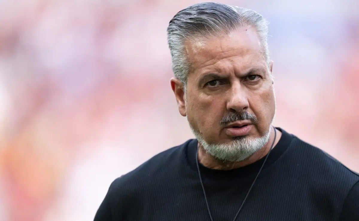 José Boto desperta interesse europeu, mas reforça permanência no Flamengo: "Tudo encaminhado"