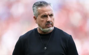 José Boto pode deixar o Flamengo após o Mundial devido ao interesse europeu José Boto pode deixar o Flamengo após o Mundial devido ao interesse europeu