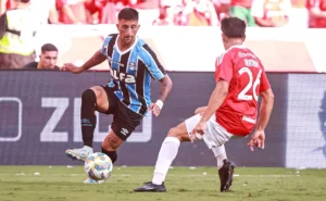 Kike Olivera retorna imóvel em Eldorado e se afasta do Grêmio após contato do Nacional-URU