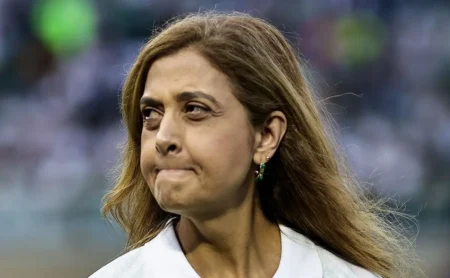 Leila Pereira é processada após ofender José Corona Netto em reunião do Palmeiras Leila Pereira é processada após ofender José Corona Netto em reunião do Palmeiras