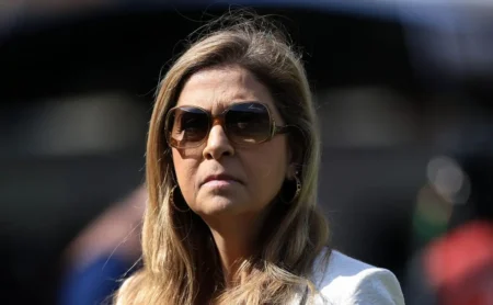 Leila Pereira projeta arrecadação de R$ 78 milhões do Palmeiras com Allianz Parque em 2026, excluindo bilheteria. Leila Pereira projeta arrecadação de R$ 78 milhões do Palmeiras com Allianz Parque em 2026, excluindo bilheteria.