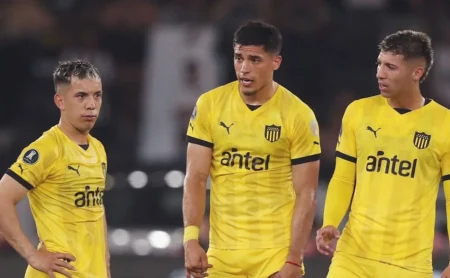 Léo Fernández: Grêmio encerra negociação com Peñarol por Arezo e contratação é descartada